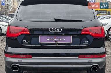 Внедорожник / Кроссовер Audi Q7 2013 в 