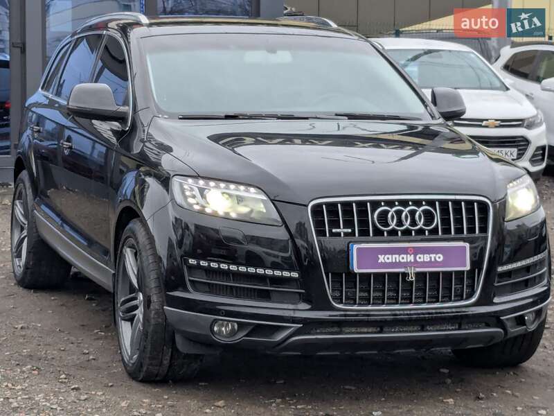 Позашляховик / Кросовер Audi Q7 2013 в Києві