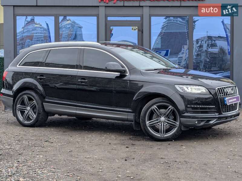 Позашляховик / Кросовер Audi Q7 2013 в Києві