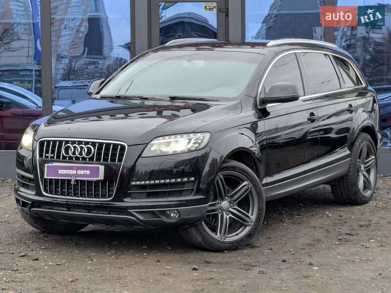 Позашляховик / Кросовер Audi Q7 2013 в Києві