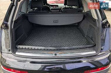 Внедорожник / Кроссовер Audi Q7 2013 в 