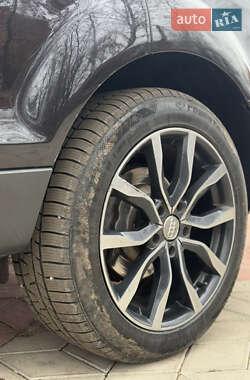 Позашляховик / Кросовер Audi Q7 2007 в 