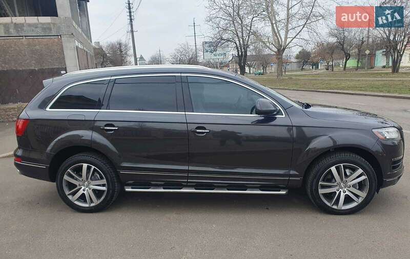 Позашляховик / Кросовер Audi Q7 2013 в Миколаєві