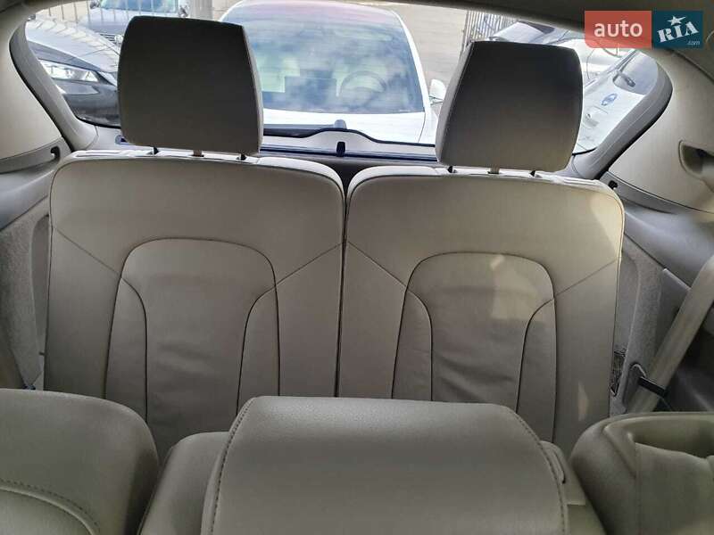 Позашляховик / Кросовер Audi Q7 2013 в Миколаєві