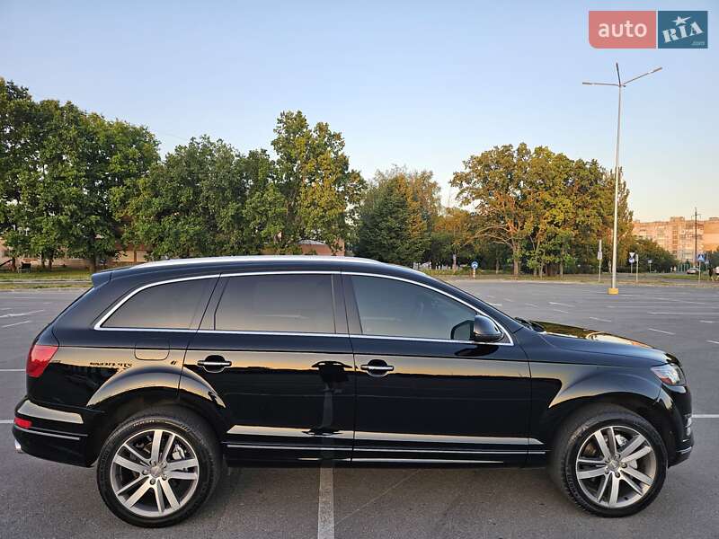 Внедорожник / Кроссовер Audi Q7 2013 в Кропивницком