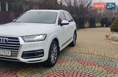 Позашляховик / Кросовер Audi Q7 2019 в Ужгороді