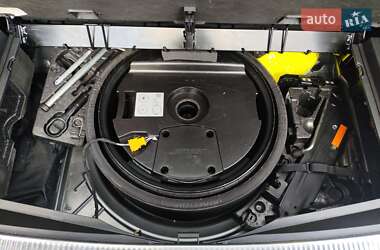 Внедорожник / Кроссовер Audi Q7 2014 в 