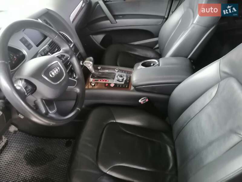 Внедорожник / Кроссовер Audi Q7 2013 в Луцке