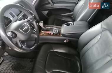 Позашляховик / Кросовер Audi Q7 2013 в 
