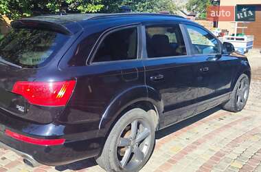 Внедорожник / Кроссовер Audi Q7 2015 в 