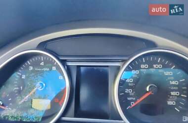 Внедорожник / Кроссовер Audi Q7 2015 в 