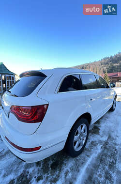 Внедорожник / Кроссовер Audi Q7 2011 в 