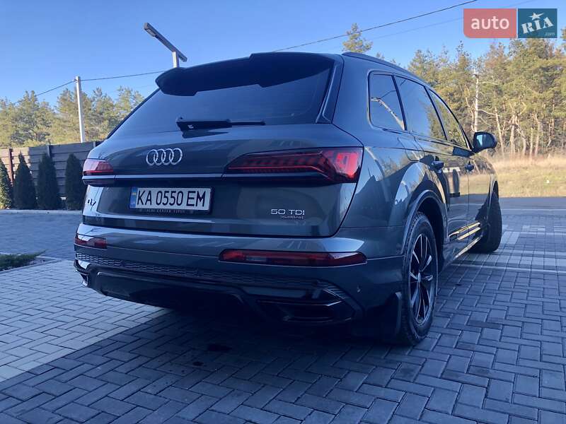 Позашляховик / Кросовер Audi Q7 2021 в Кропивницькому
