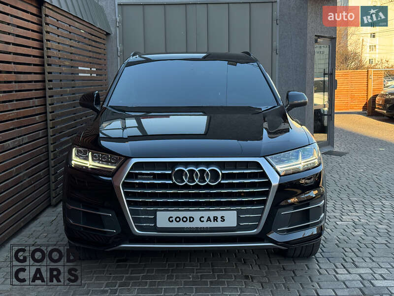 Позашляховик / Кросовер Audi Q7 2018 в Одесі