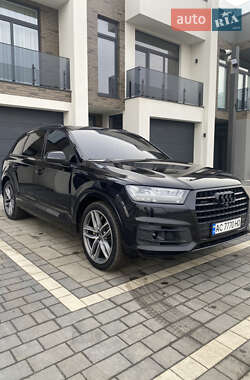 Audi Q7 2016