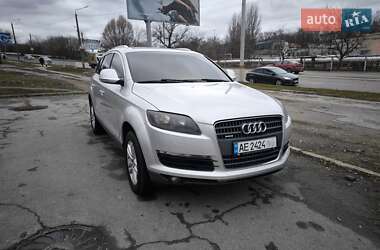 Позашляховик / Кросовер Audi Q7 2006 в Дніпрі