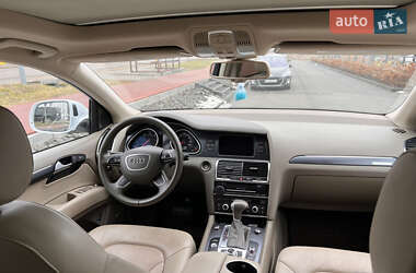 Внедорожник / Кроссовер Audi Q7 2013 в Луцке