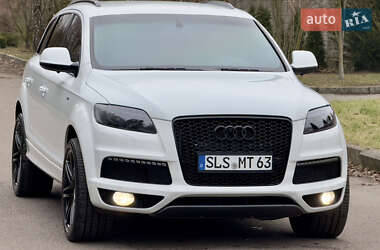 Позашляховик / Кросовер Audi Q7 2012 в Рівному