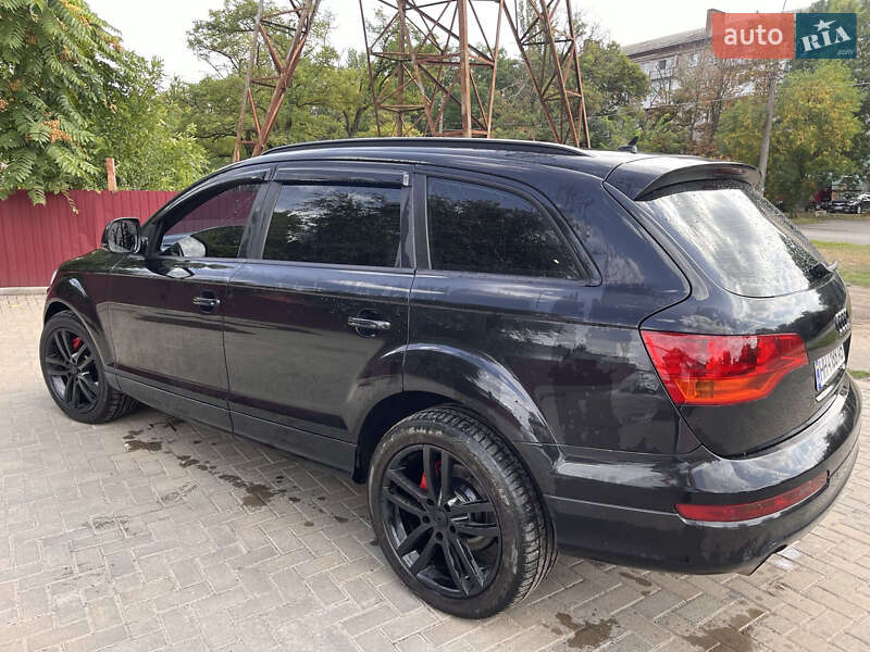 Позашляховик / Кросовер Audi Q7 2009 в Новоукраїнці
