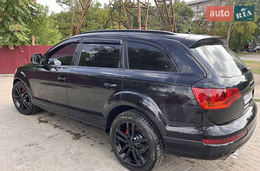 Позашляховик / Кросовер Audi Q7 2009 в 