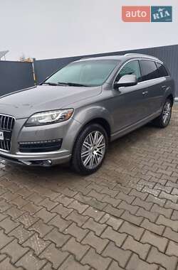 Внедорожник / Кроссовер Audi Q7 2009 в 