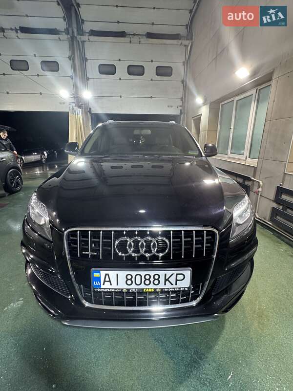 Позашляховик / Кросовер Audi Q7 2014 в Києві