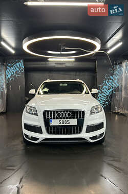 Позашляховик / Кросовер Audi Q7 2012 в Києві