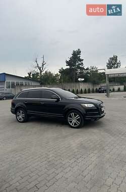 Позашляховик / Кросовер Audi Q7 2011 в Сарнах