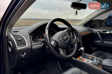 Внедорожник / Кроссовер Audi Q7 2014 в 