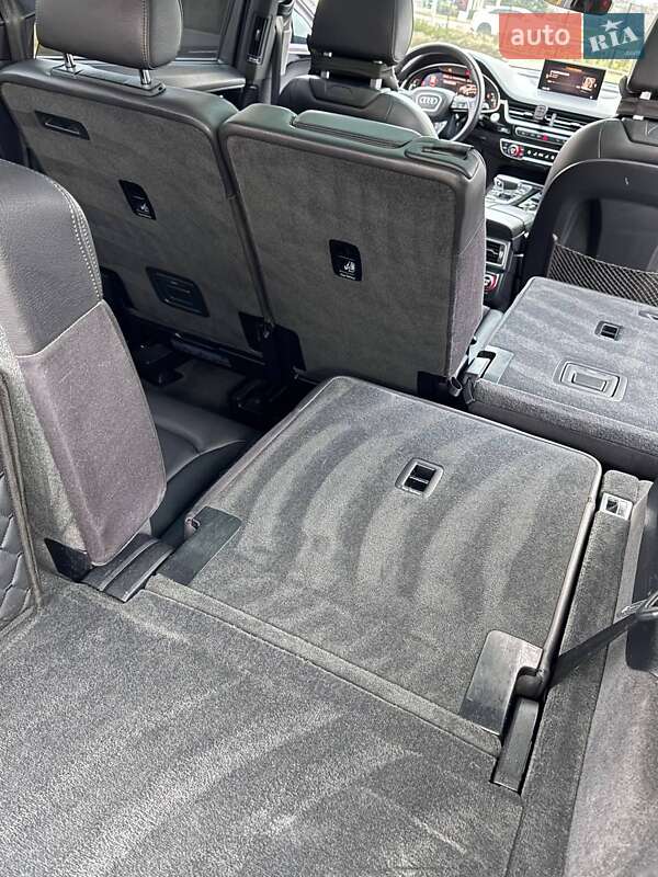 Позашляховик / Кросовер Audi Q7 2016 в Одесі