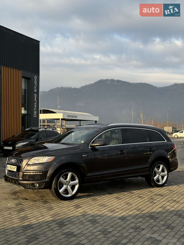 Внедорожник / Кроссовер Audi Q7 2013 в Хусте