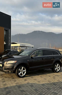 Внедорожник / Кроссовер Audi Q7 2013 в 
