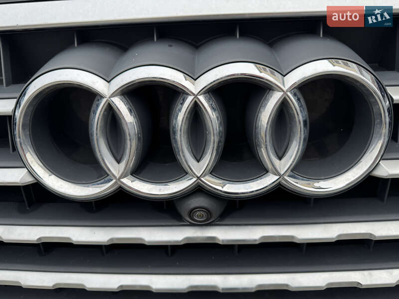 Позашляховик / Кросовер Audi Q7 2016 в Полтаві