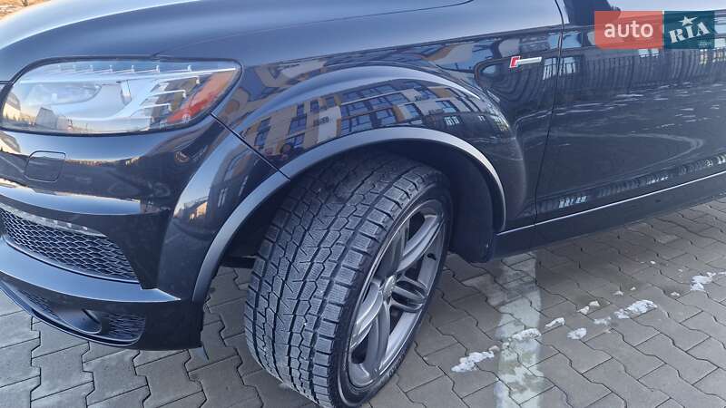 Внедорожник / Кроссовер Audi Q7 2015 в Луцке