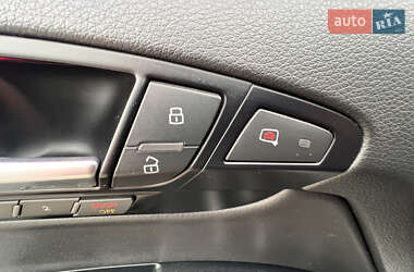 Внедорожник / Кроссовер Audi Q7 2014 в 