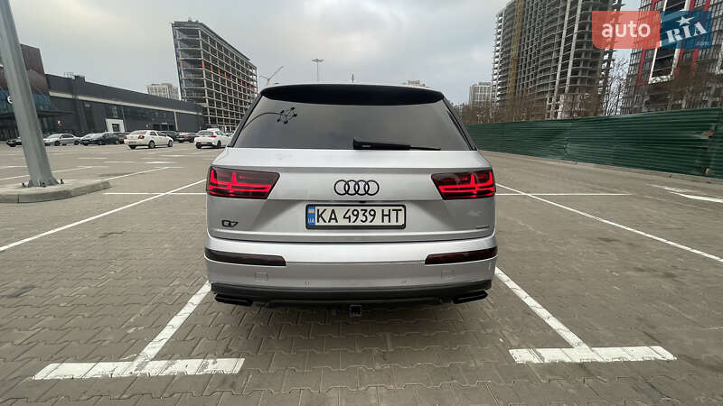 Позашляховик / Кросовер Audi Q7 2019 в Києві