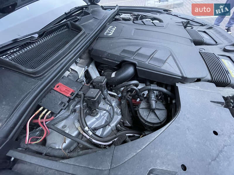 Позашляховик / Кросовер Audi Q7 2019 в Києві