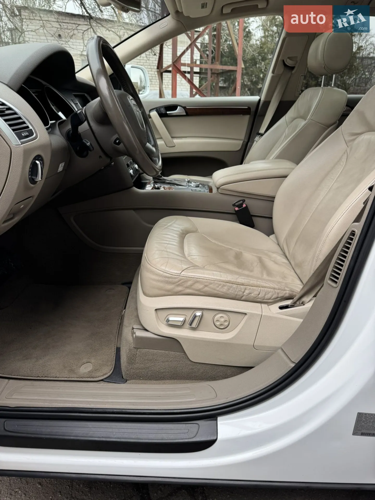 2010 Audi Q7 - мініатюра 10