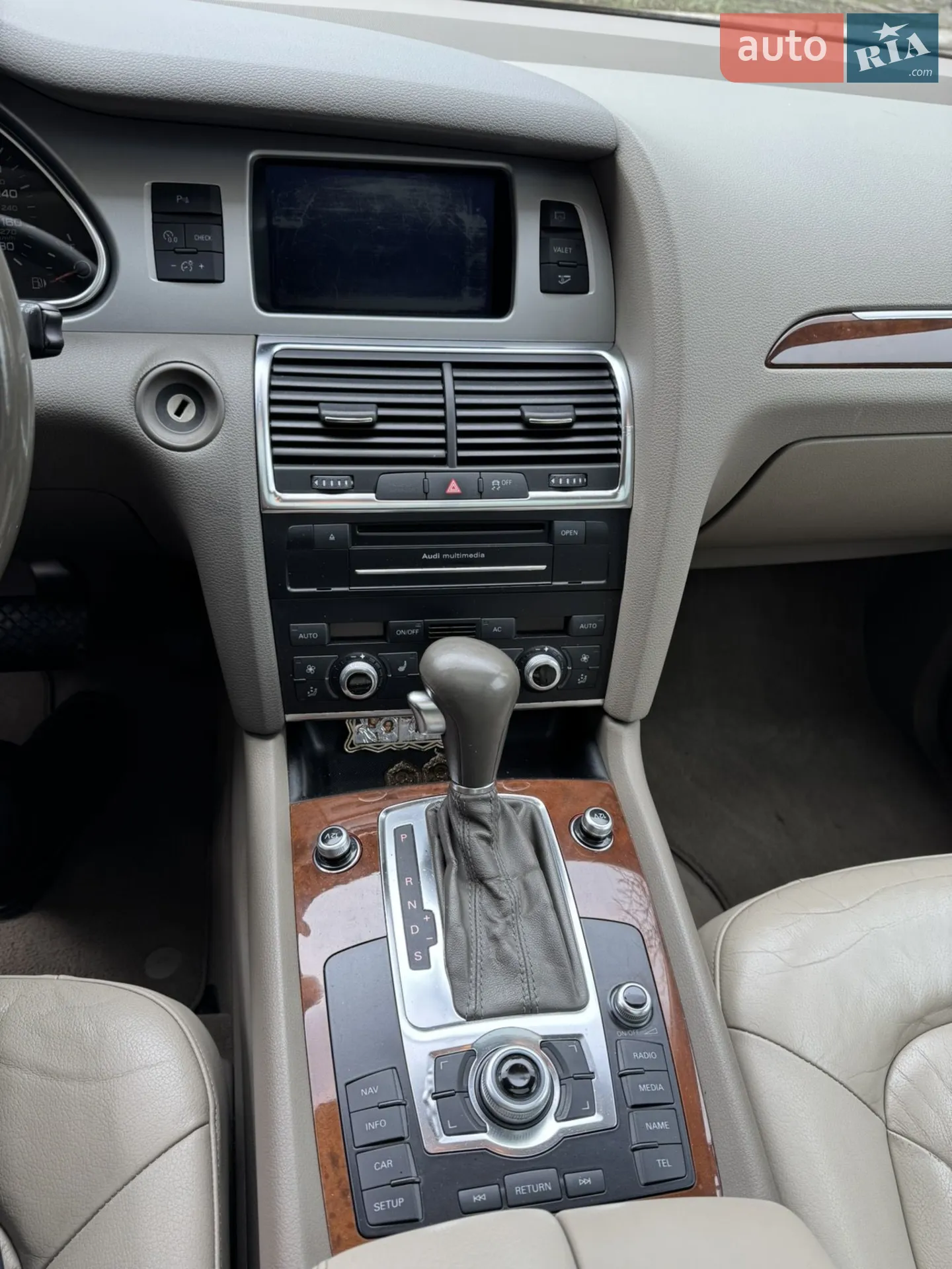 2010 Audi Q7 - мініатюра 21
