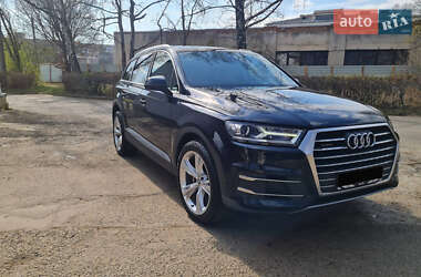 Внедорожник / Кроссовер Audi Q7 2016 в Черновцах