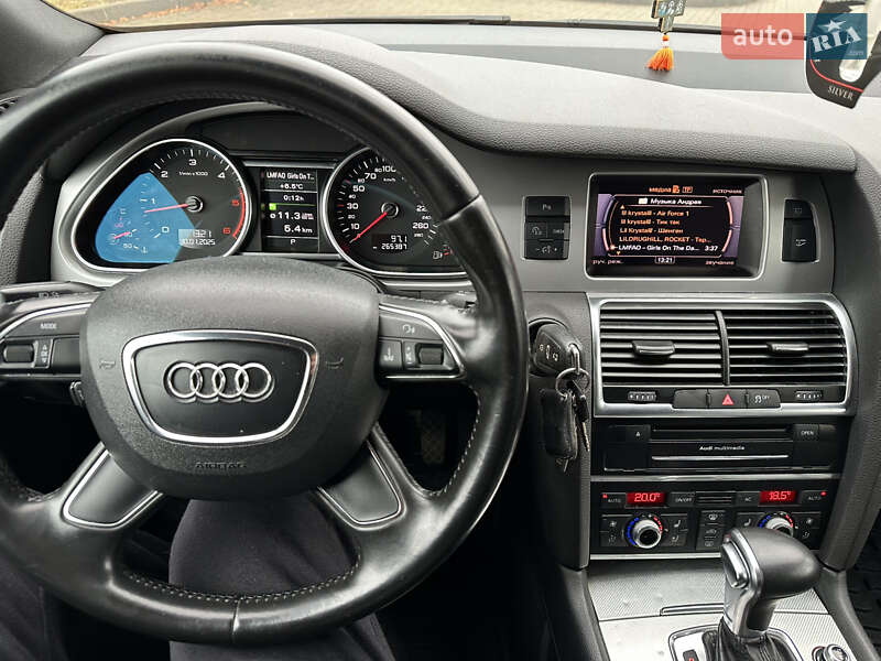 Позашляховик / Кросовер Audi Q7 2012 в Прилуках