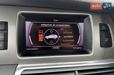 Внедорожник / Кроссовер Audi Q7 2012 в 