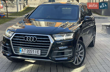 Позашляховик / Кросовер Audi Q7 2017 в Івано-Франківську