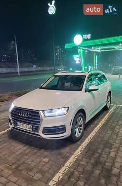 Внедорожник / Кроссовер Audi Q7 2017 в Хмельницком