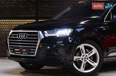 Внедорожник / Кроссовер Audi Q7 2017 в Луцке