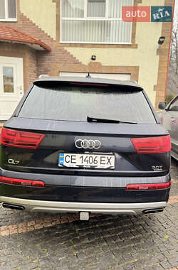 Позашляховик / Кросовер Audi Q7 2017 в 
