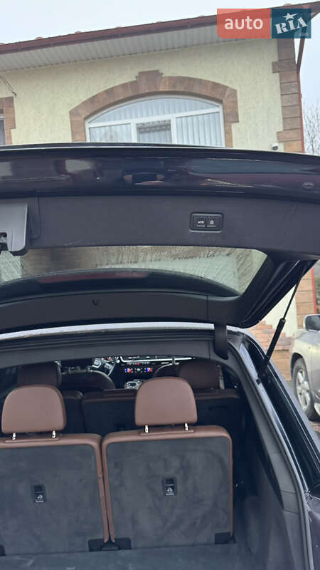 Внедорожник / Кроссовер Audi Q7 2017 в Черновцах