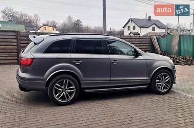 Внедорожник / Кроссовер Audi Q7 2011 в 