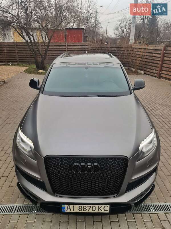 Внедорожник / Кроссовер Audi Q7 2011 в Буче
