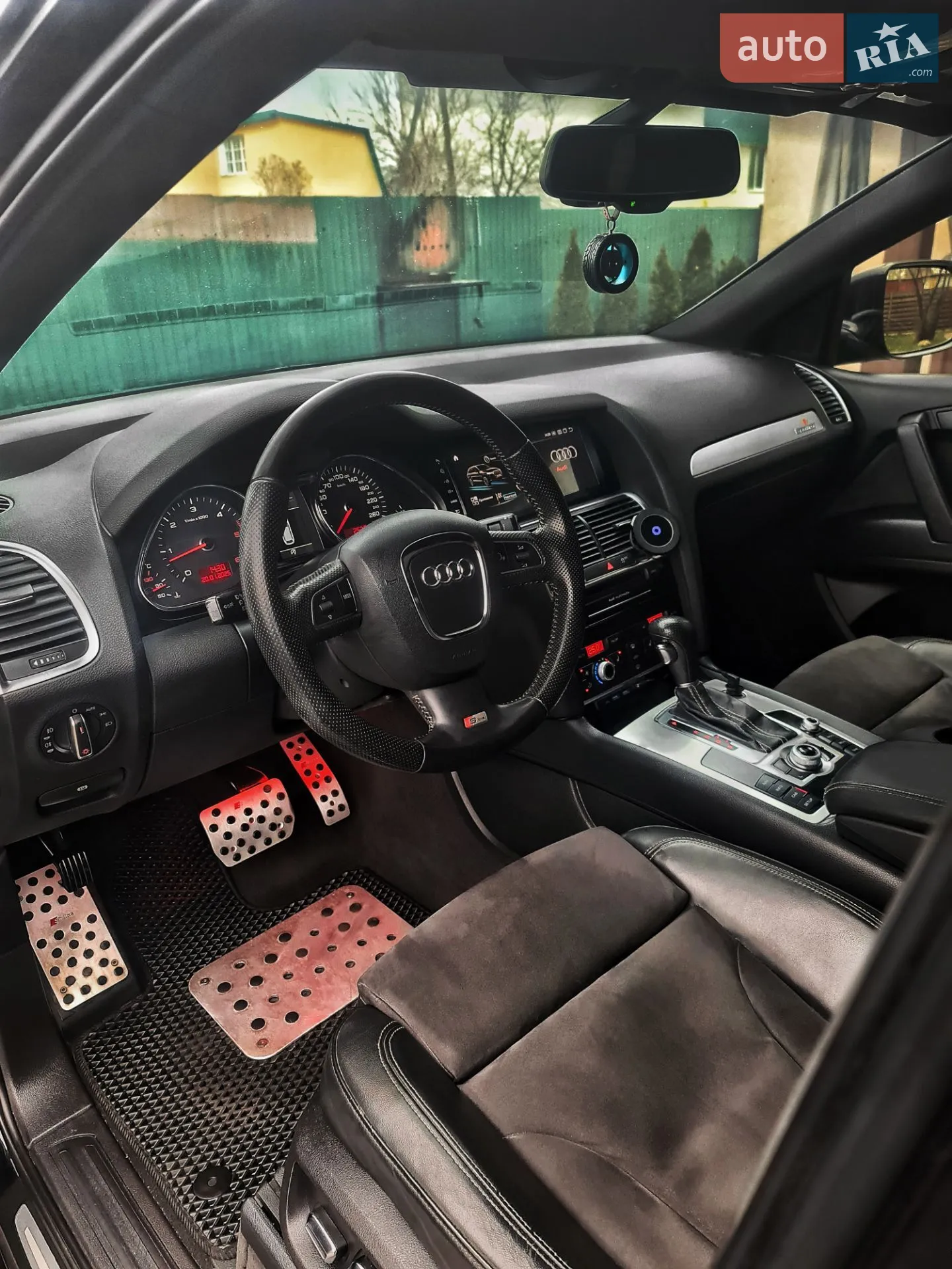 2011 Audi Q7 - мініатюра 21